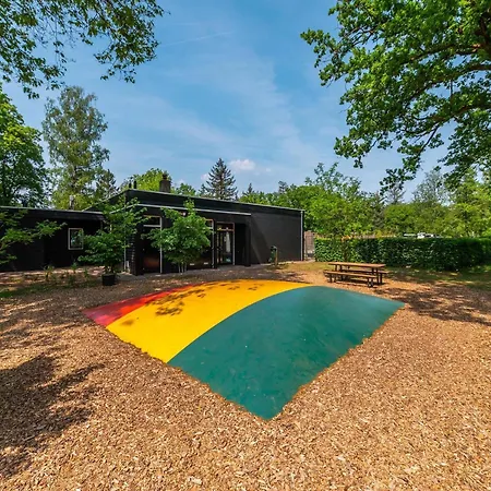 Chalet Cozy In A Arnhem